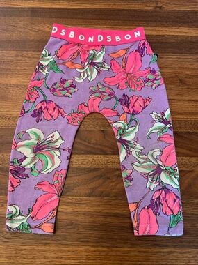 Bonds Baby Leggings Purple & Pink Lillies 6-12M - Like New